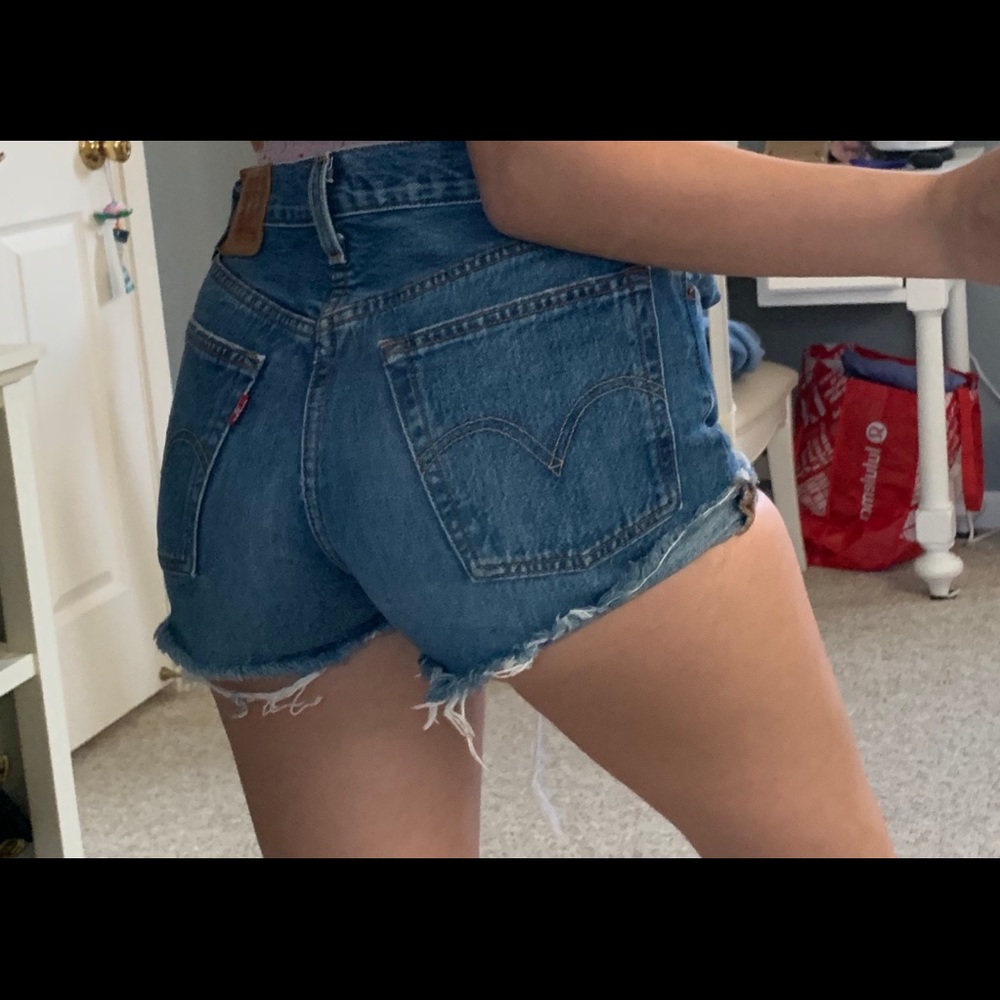 Levi’s shorts